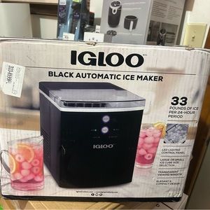 Igloo black automatic ice maker